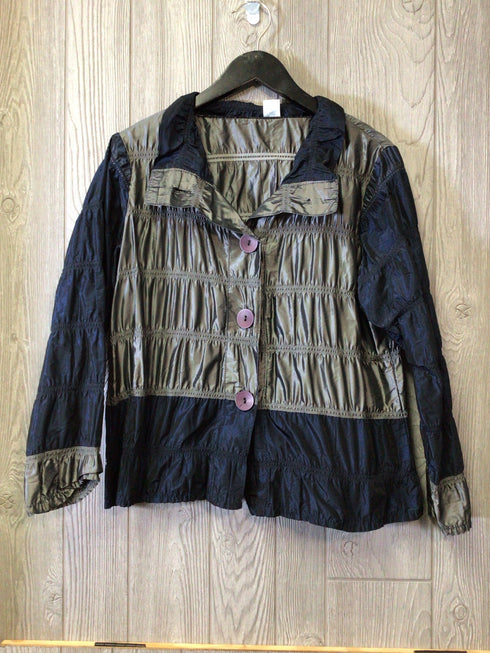 Damee, Inc Blazer Size Medium